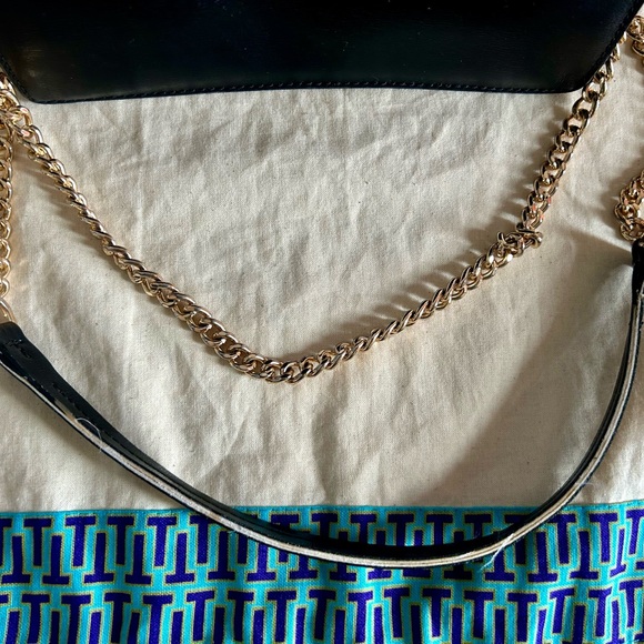 Tory Burch Robinson - Picture 3 of 8